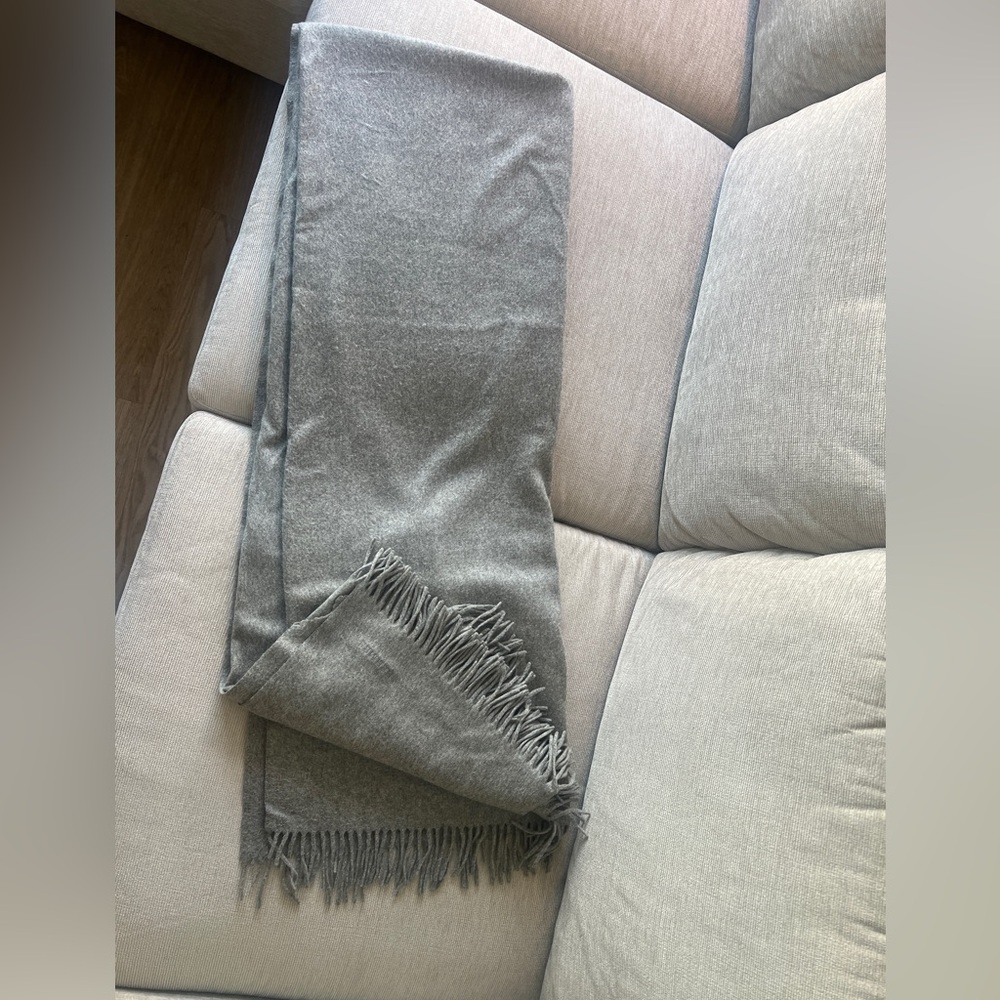 Hermes original 81x58 grey throw cashmere blanket
